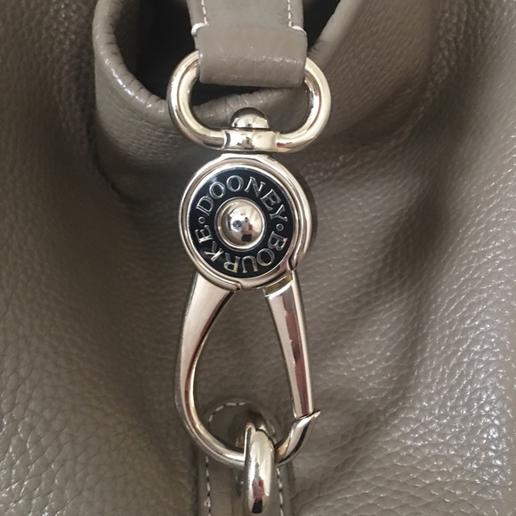 Dooney and Bourke lock sac - Picture 2 of 5